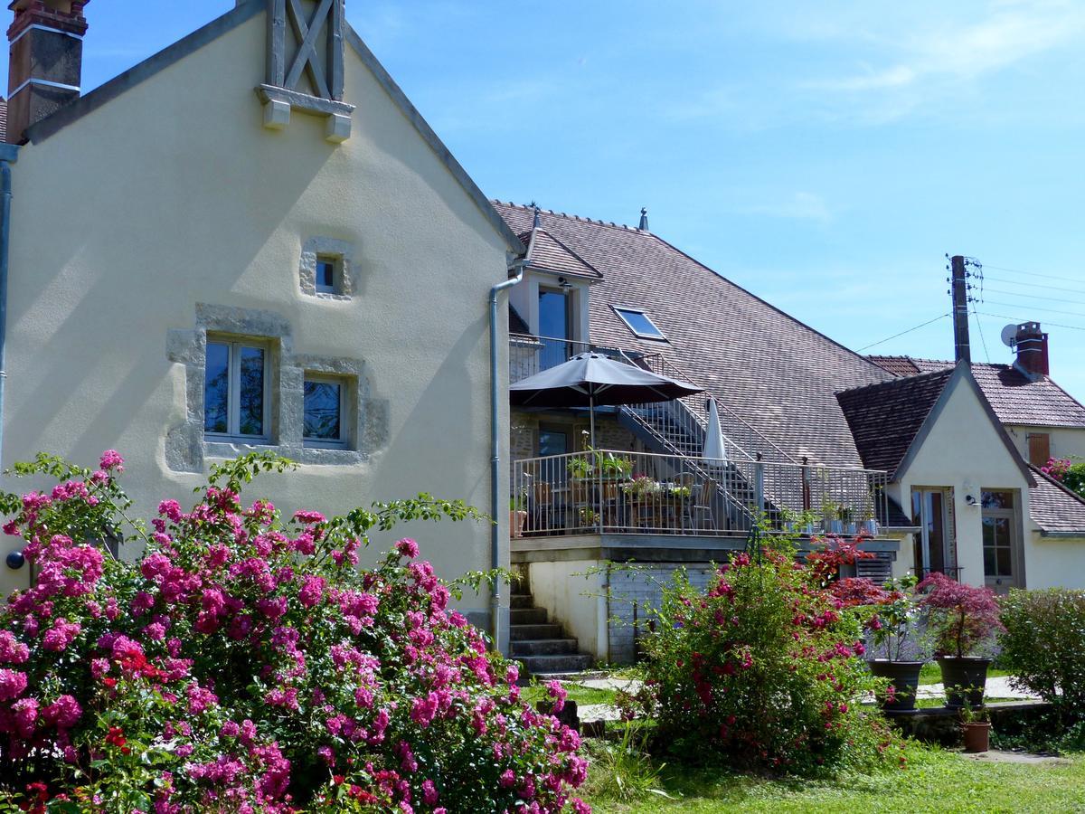 Val De La Nef Bed & Breakfast Joux-la-Ville Exterior foto